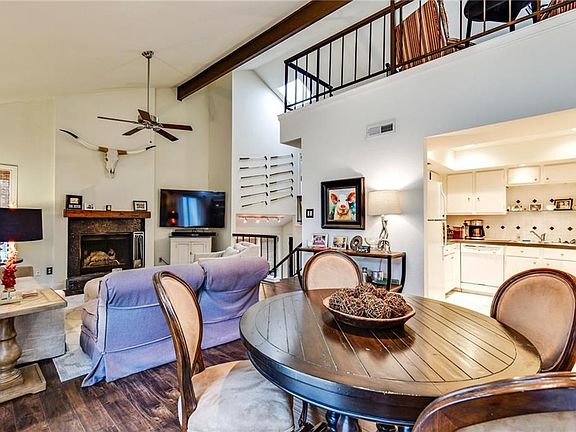5th image of 1821 Westlake Dr APT 141