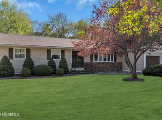 401 Hilltop Rd, Toms River, NJ 08753