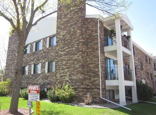 311 Prairiewood Cir S APT 306, Fargo, ND