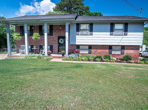 319 Morris Dr, Ringgold, GA 30736