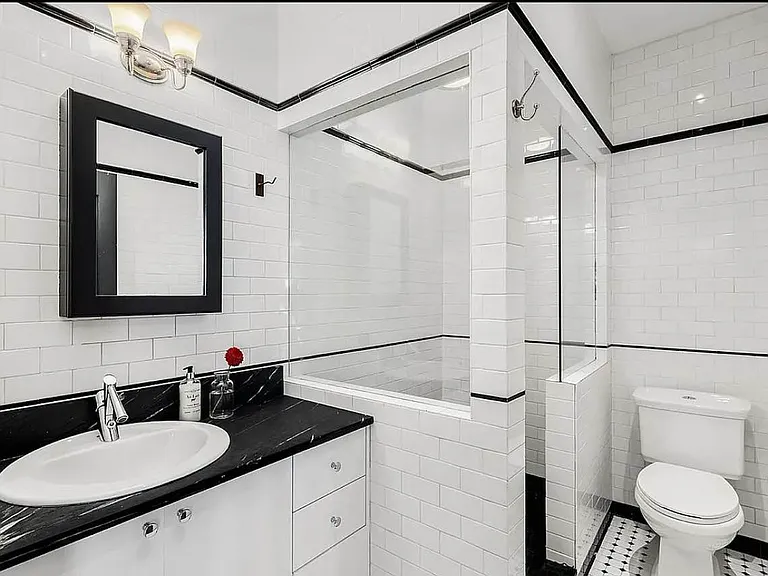 514 Broome St #THOUSE — Photo 15