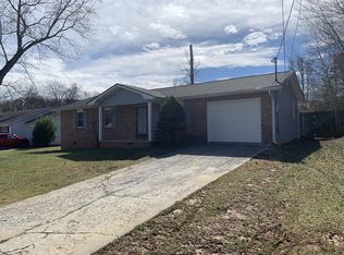 6604 Cadbury Dr, Knoxville, TN 37921