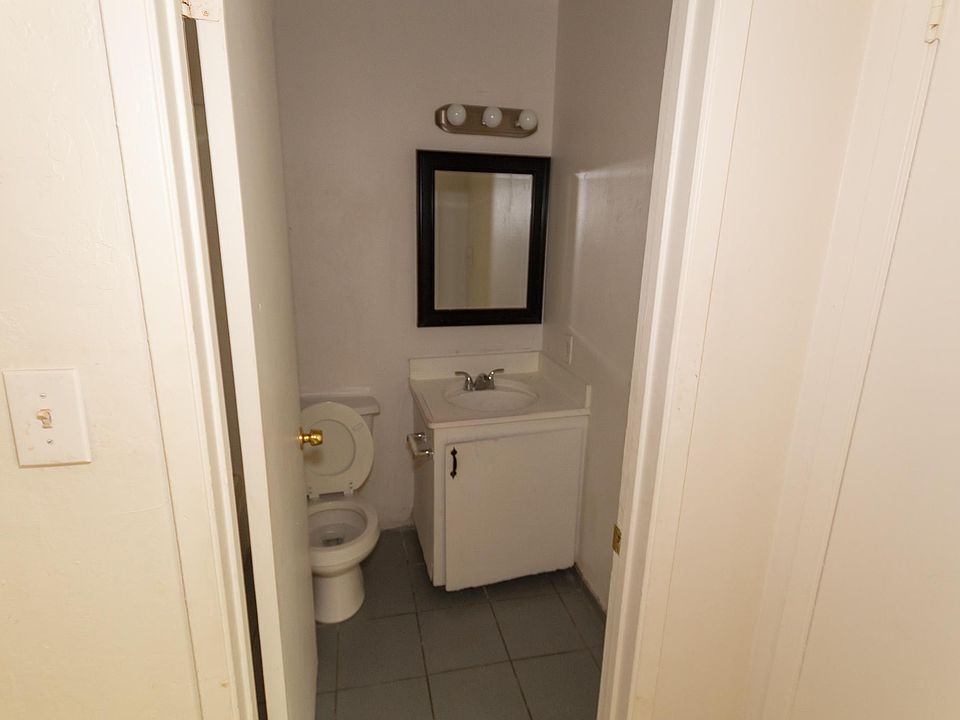 1st image of 4986 N Holt Ave APT 101