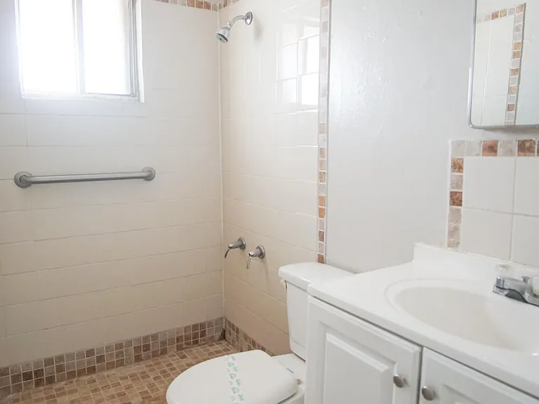 3600 Keltner Ave #5 — Photo 9