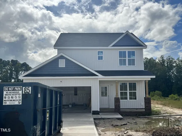 258 Springtooth Dr, Zebulon, NC 27597