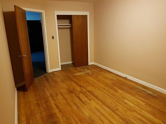 3rd image of 2551 49th St #3