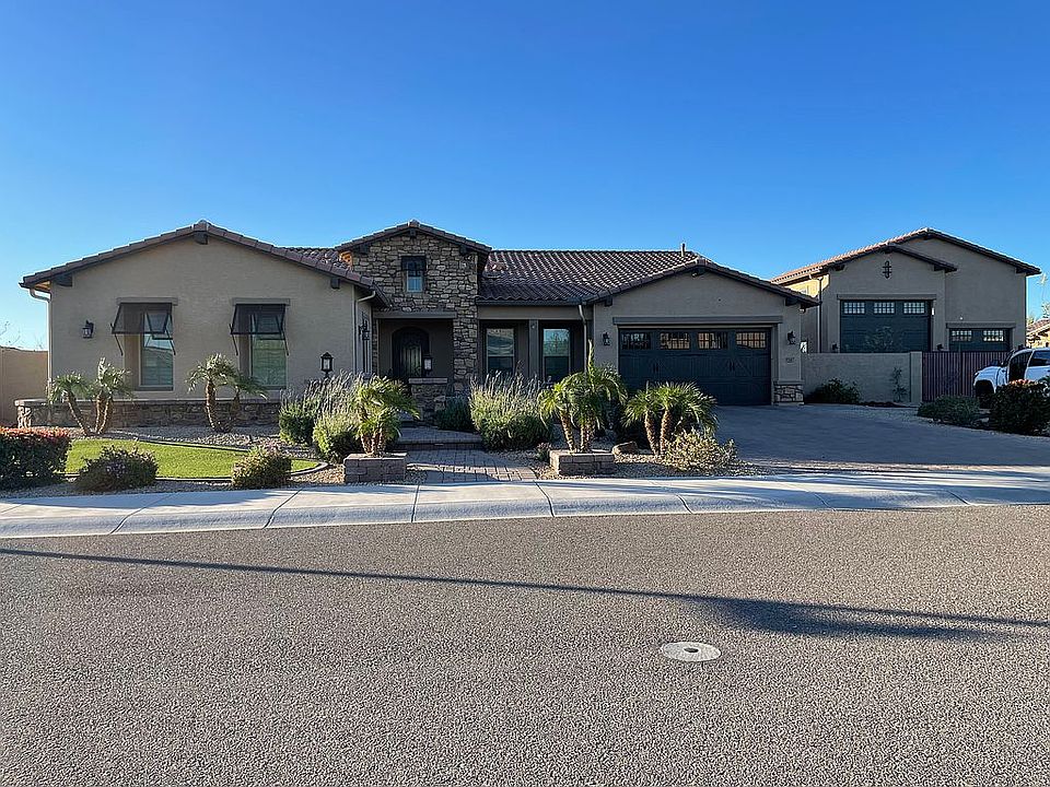 1st image of 9147 W Robin Ln