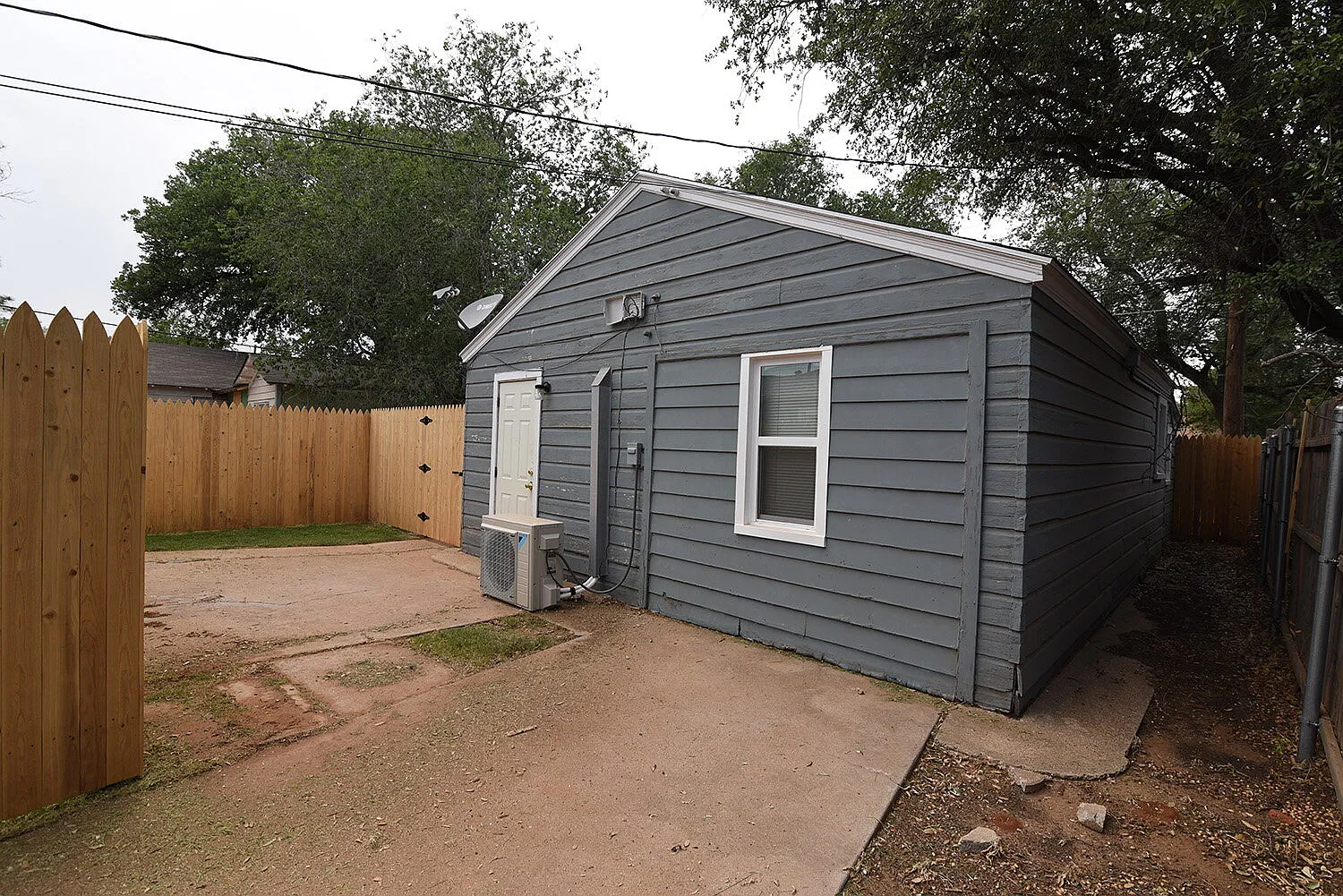 1 bed, 1.0 bath, 480 sqft, $700 — Photo 3