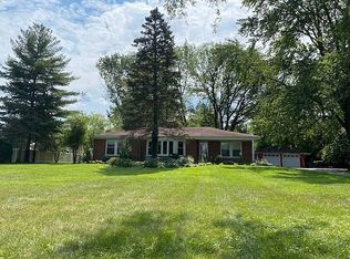 507 W Willow Rd, Prospect Heights, IL 60070