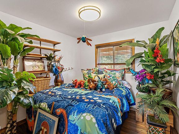 4th image of 5273 NW Logan Rd