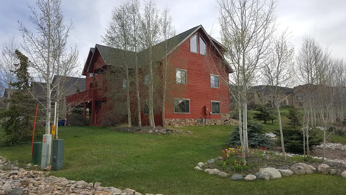 124 Soda Creek Court — Photo 2