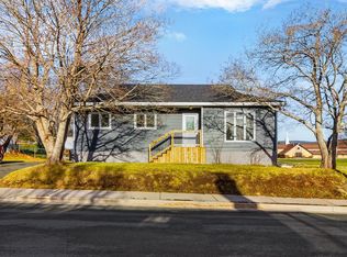 2 Carbonear Pl, St. John's, NL A1E3R5