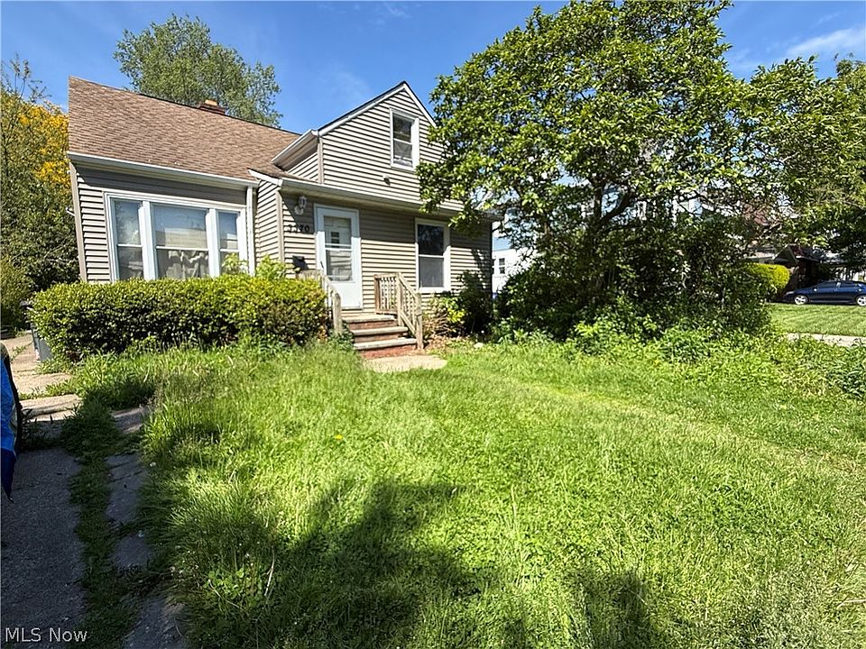 1st image of 3370 W 128th St
