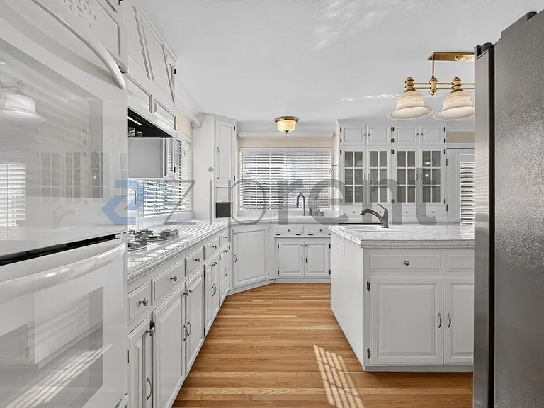 2552 Cotswold Hill Dr — Photo 15