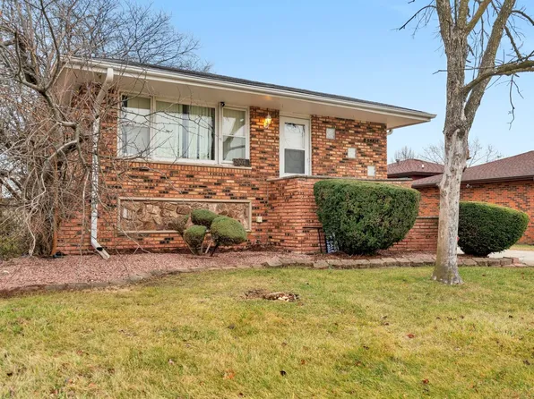20079 Terrace Ave, Lynwood, IL 60411
