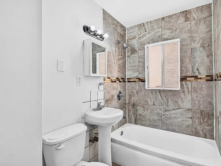 904 Atlantic Ave — Photo 17