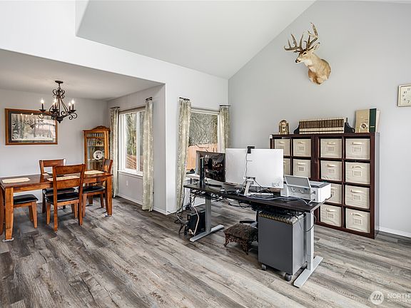 4th image of 6512 75th Drive NE