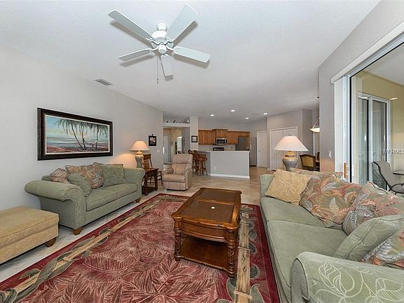 3rd image of 2866 Woodward Ave