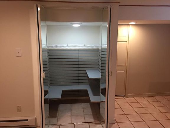 5th image of 9837 Frankford Ave