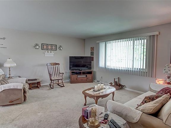 5th image of 6154 Teagarden Cir