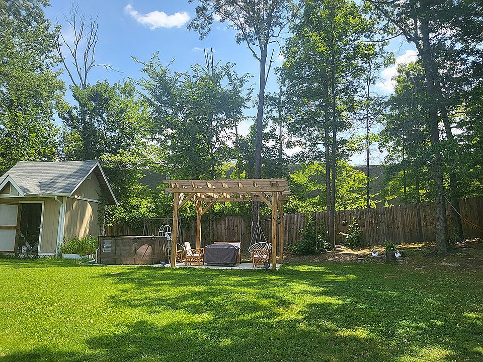 2nd image of 232 Whitsons Run