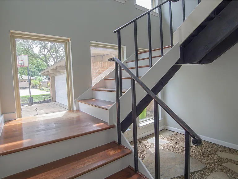 3406 Deerwood Ln — Photo 28