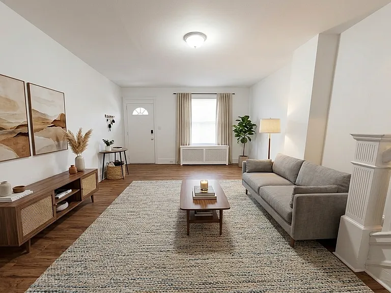 426 N Robinson St — Photo 1