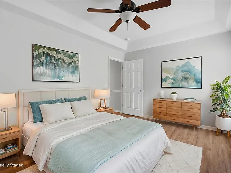 10215 Lakeside Vista Dr — Photo 16