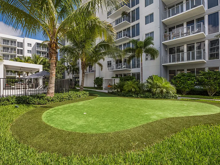 Putting green