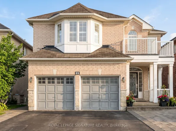 89 Patti McCulloch Way, Newmarket, ON L3X 3G1
