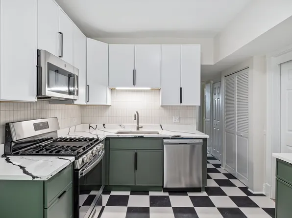 1832 N Central Park Ave APT 1, Chicago, IL 60647