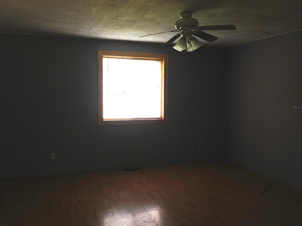 2nd image of 1020 Enterprise St #1