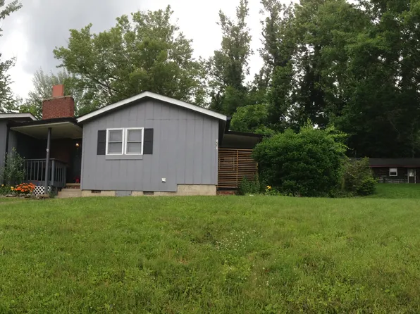 155 Clement St #A, Boone, NC 28607