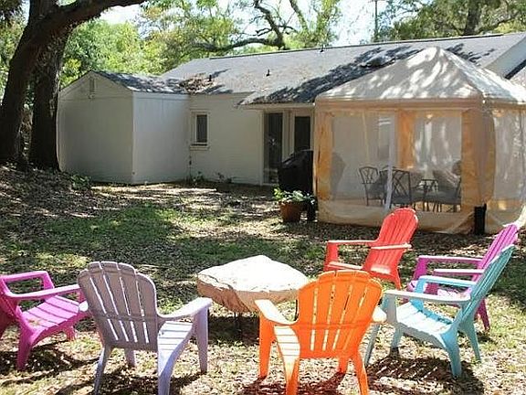 huge back fenced back yard