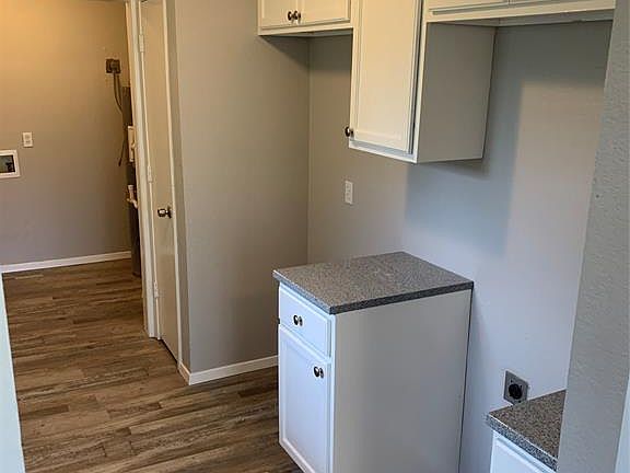 5th image of 4616 Cherbourg St #57