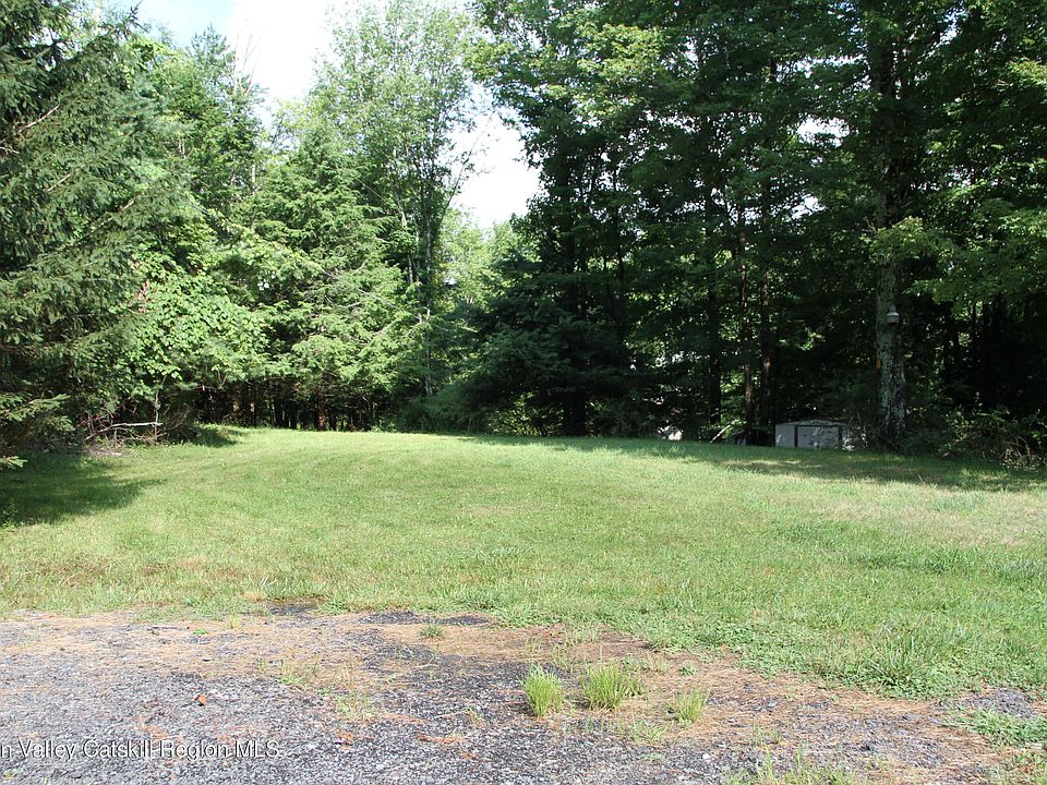 1st image of 137 Old Turnpike Road