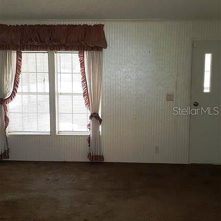3rd image of 13115 Parkwood St