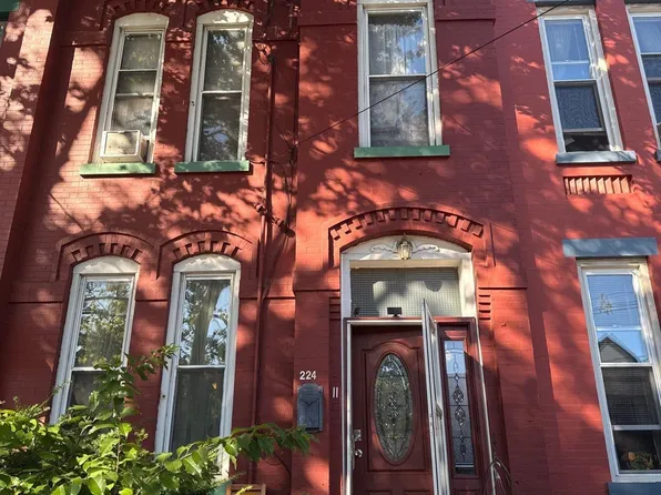 224 Ege Ave, Jersey City, NJ 07304