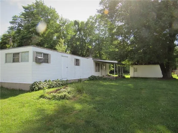 15 Arlington Drive Ext, Greenville, PA 16125