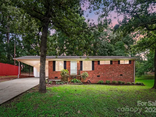 1535 Maplewood Ave, Lancaster, SC 29720