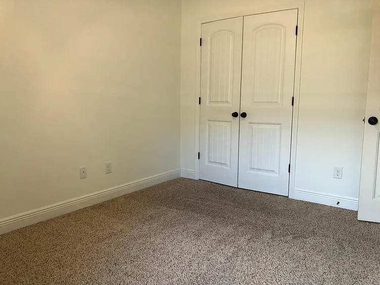 5563 Tucker Cir — Photo 15