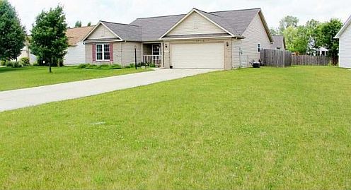 2nd image of 5485 Wood Hollow Dr