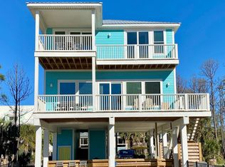 152 Canoe Ln, Port Saint Joe, FL 32456