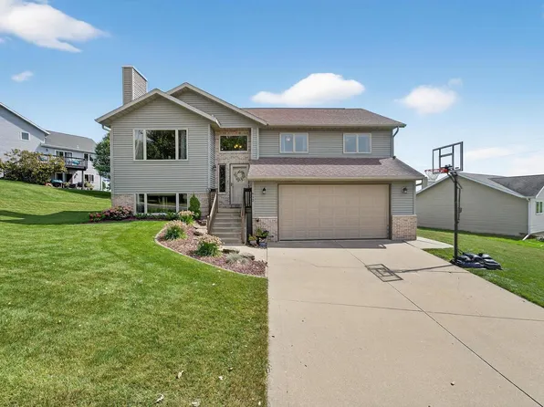 612 Trotter Drive, Mount Horeb, WI 53572