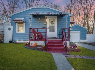 529 S Magnolia Ave, Lansing, MI 48912
