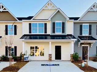 222 Swallowtail Ln, Goose Creek, SC 29445