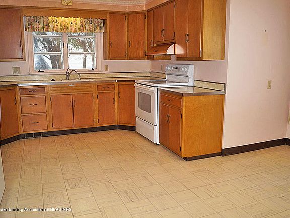 4th image of 422 Westmoreland Ave
