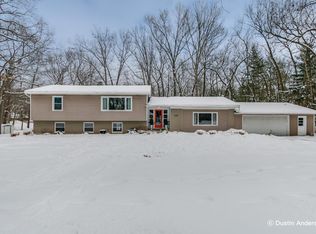 3150 Hayward Dr SE, Grand Rapids, MI 49546