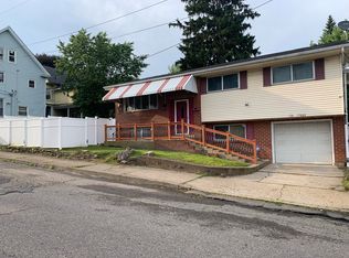 125 W Holly St, Hazleton, PA 18201