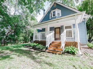 800 Lacona Ave, Des Moines, IA 50315